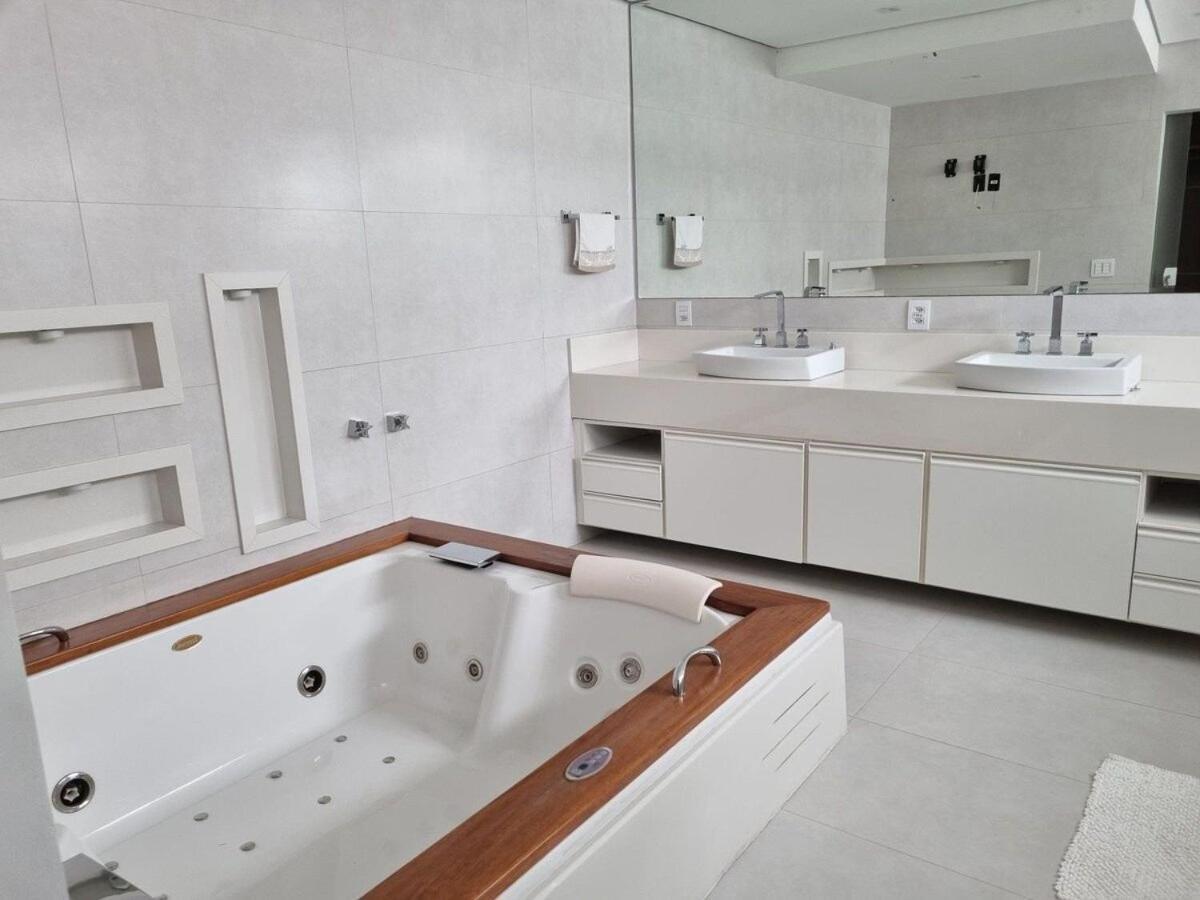 Mansao Casa Blanca Em Sao Roque C/ 5 Vagas Garagem Villa ภายนอก รูปภาพ